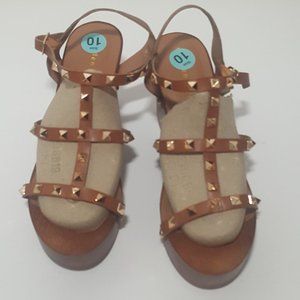 Women's Den Girl   Brown  Faux Leather Wedge Platform Sandals - SZ 10